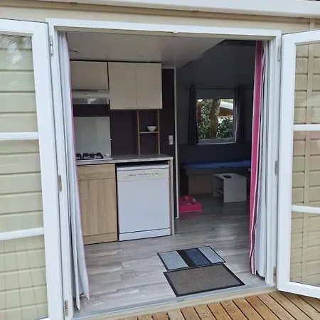 Mobilhome 2 Climatise 3 Etoiles * Saint-Georges-de-Didonne